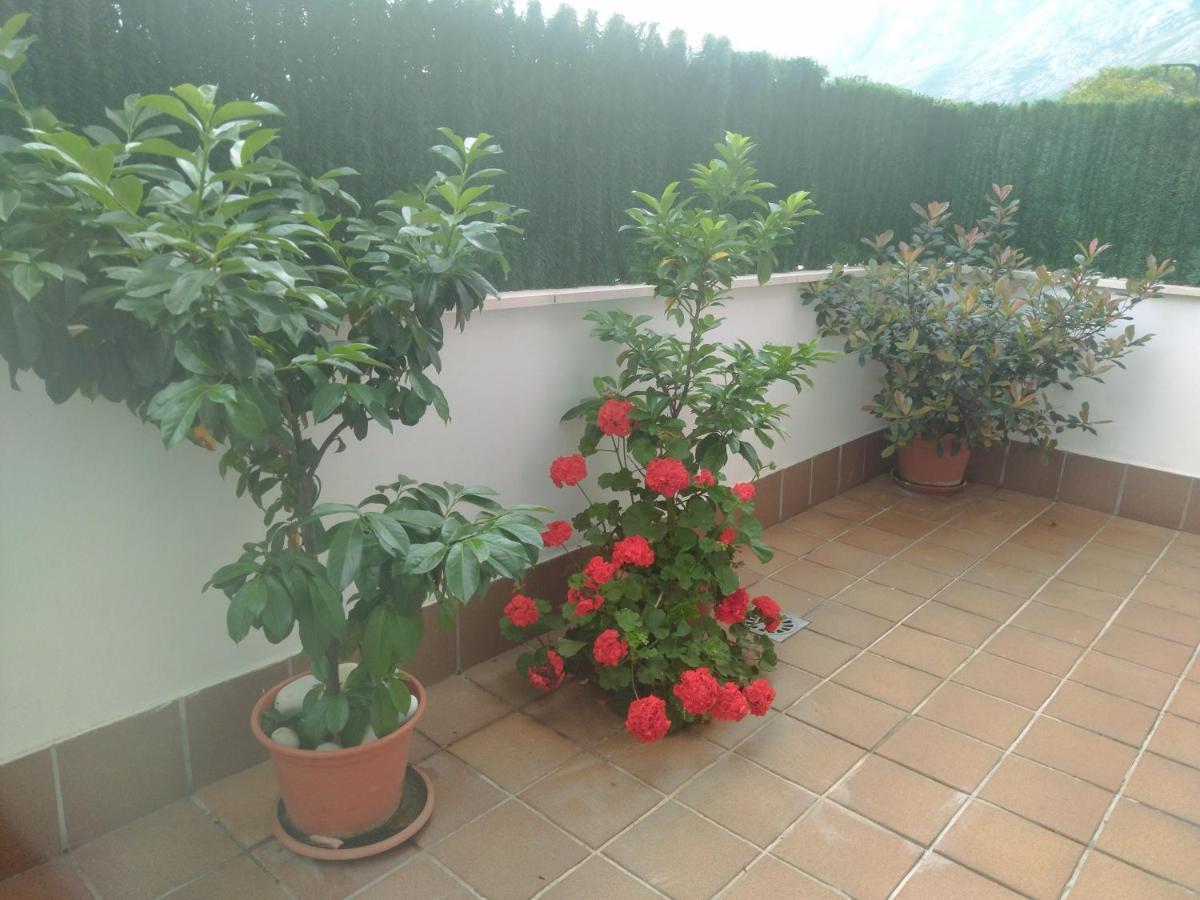 Apartamentos Mar Y Ola 1 Posada De Llanes Eksteriør billede